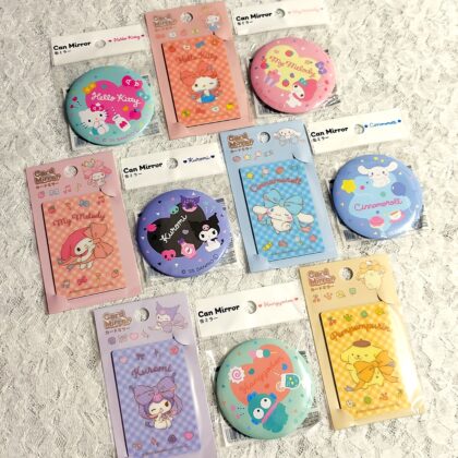 ダイソー サンリオ 缶ミラー カードミラー ハローキティ マイメロディ クロミ シナモロール ハンギョドン ポムポムプリン
