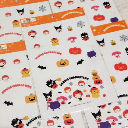 ダイソー ハロウィン サンリオキャラクターズ ウォールステッカー