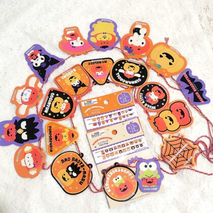 ダイソー ハロウィン サンリオキャラクターズ ミニフラッグ